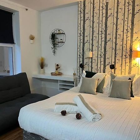Tree Studio Apartment Barbican F3 Londra Esterno foto