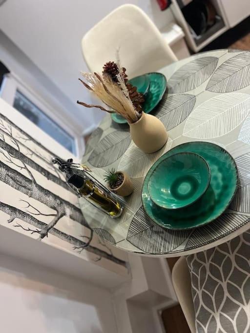 Tree Studio Apartment Barbican F3 Londra Esterno foto